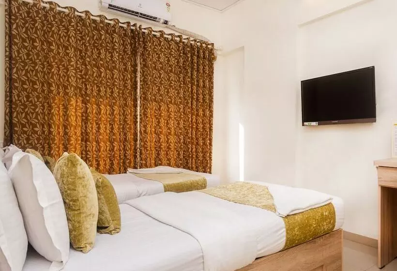 هتل Tuliipstays   Kanjurmarg Pluto Suncity