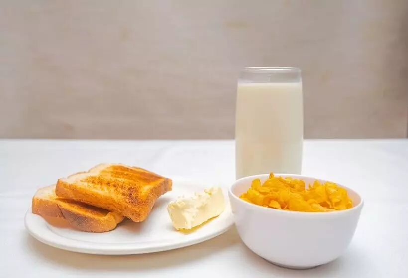 هتل Tuliipstays   Kanjurmarg Pluto Suncity