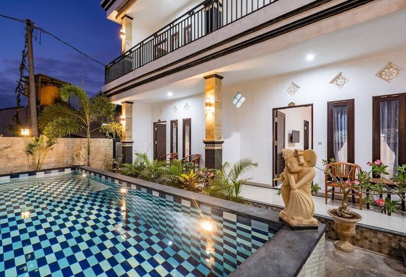 مسافرخانه Nusa Sentana Lembongan Bali