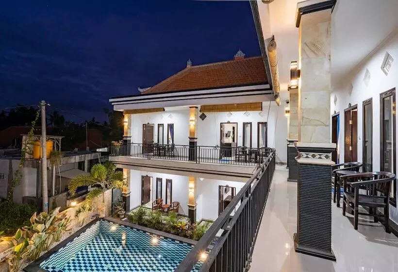 簡易ホテル Nusa Sentana Lembongan Bali