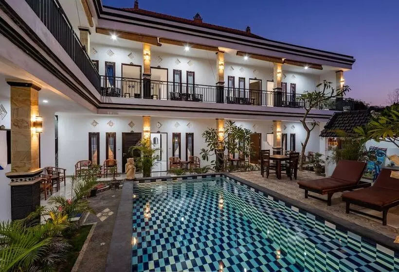 簡易ホテル Nusa Sentana Lembongan Bali