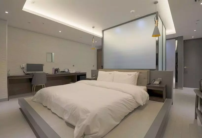 Busan Seomyeon Yuna Hotel Business