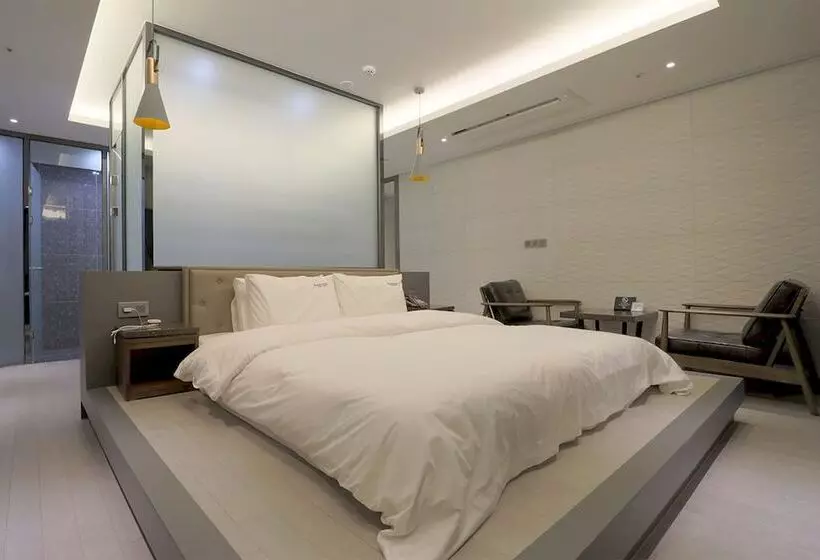 Busan Seomyeon Yuna Hotel Business