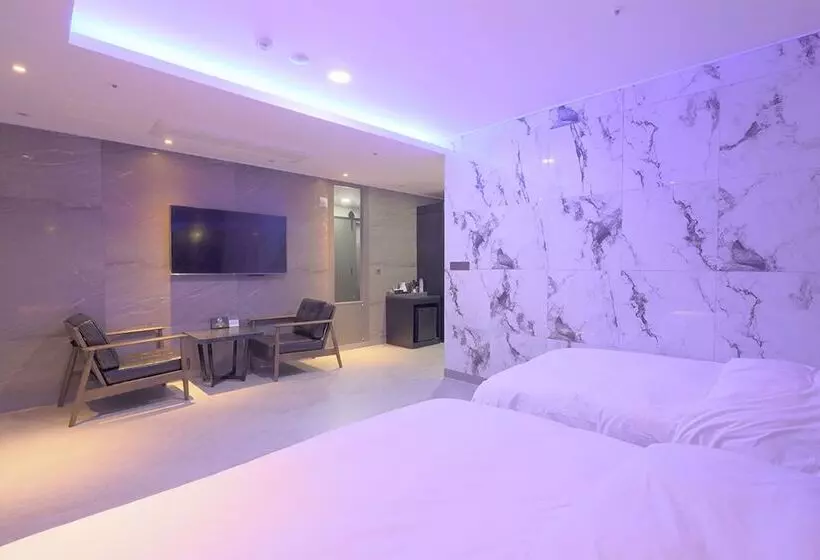 Busan Seomyeon Yuna Hotel Business