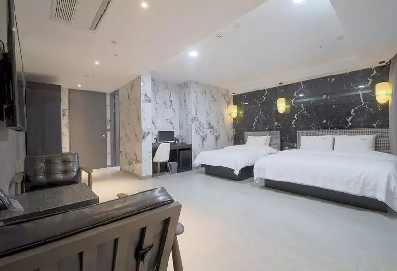 Busan Seomyeon Yuna Hotel Business