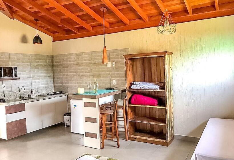 مسافرخانه Pousada Rosa Karioka