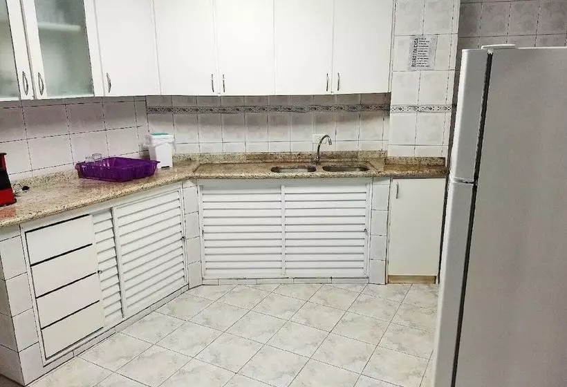 Hostel Guaratuba Connection Pr