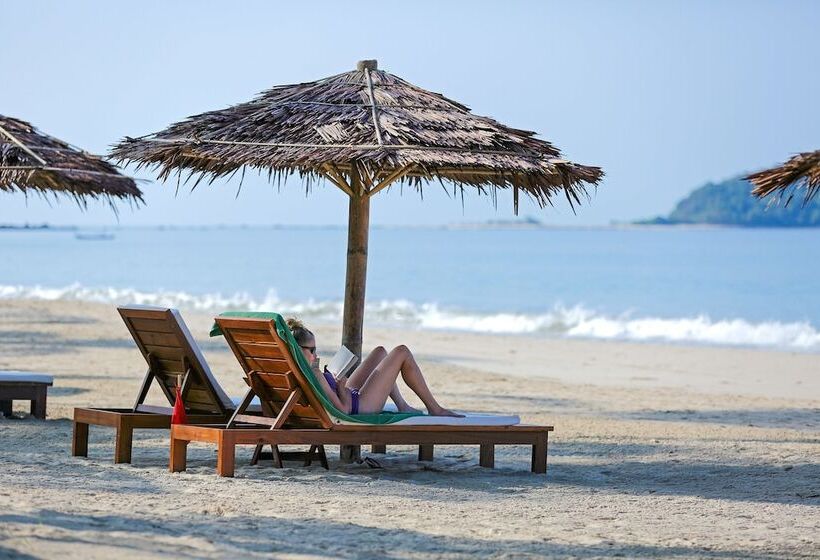 هتل Ngapalii Bay Villas & Spa