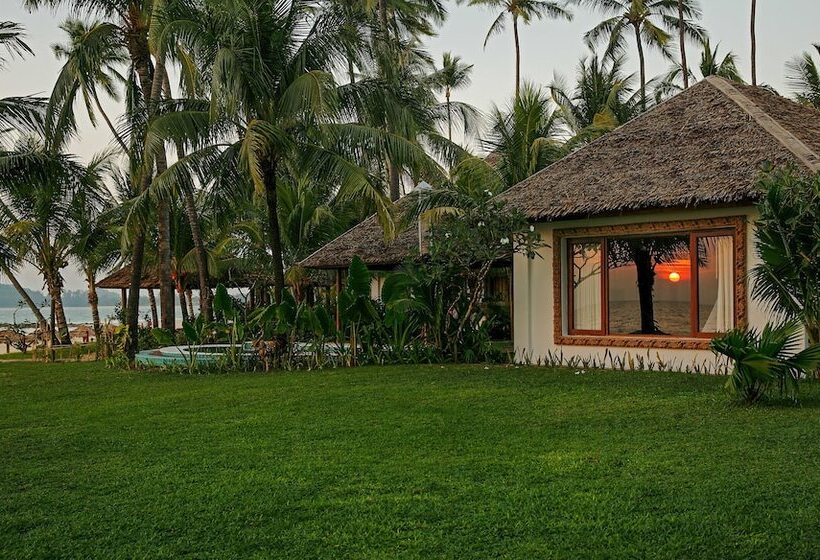 هتل Ngapalii Bay Villas & Spa