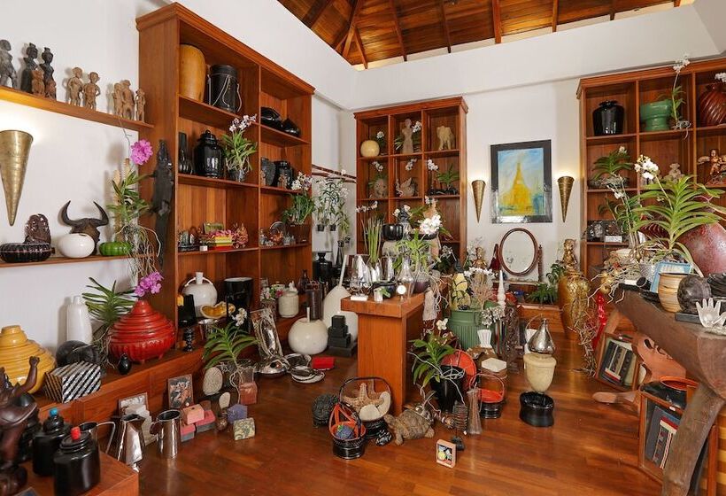 هتل Ngapalii Bay Villas & Spa