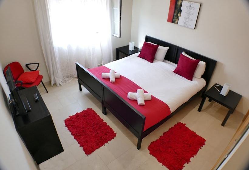 Пансион Surf Royal Guest House