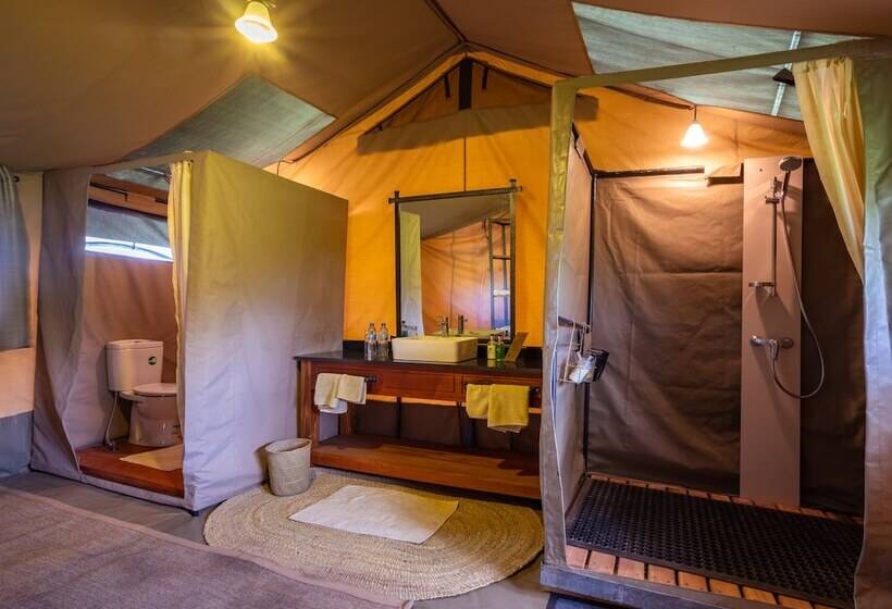 هتل Serengeti Woodlands Camp