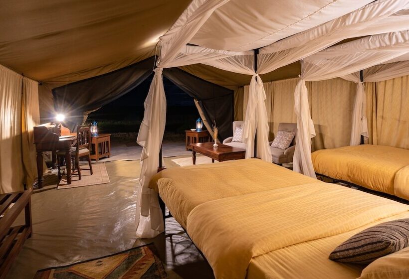 هتل Serengeti Woodlands Camp