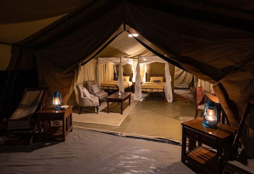هتل Serengeti Woodlands Camp
