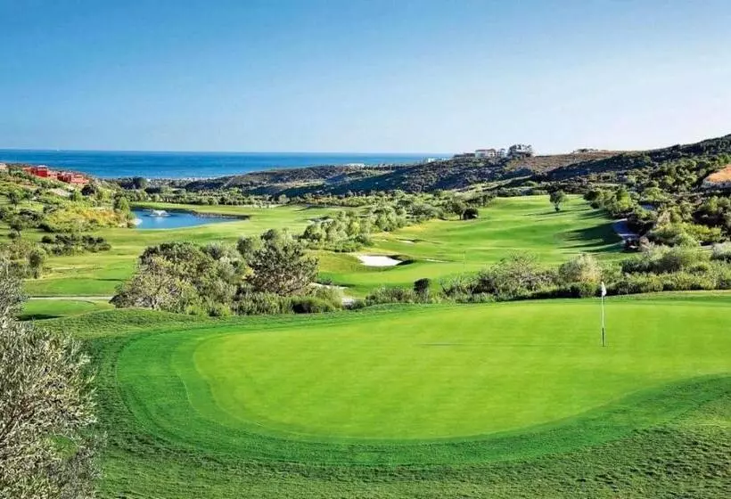 Casares Beach Golf Apartment With Private Garden Direct Pool Access