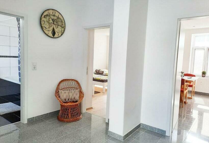 Work & Stay In Kleve Iiii