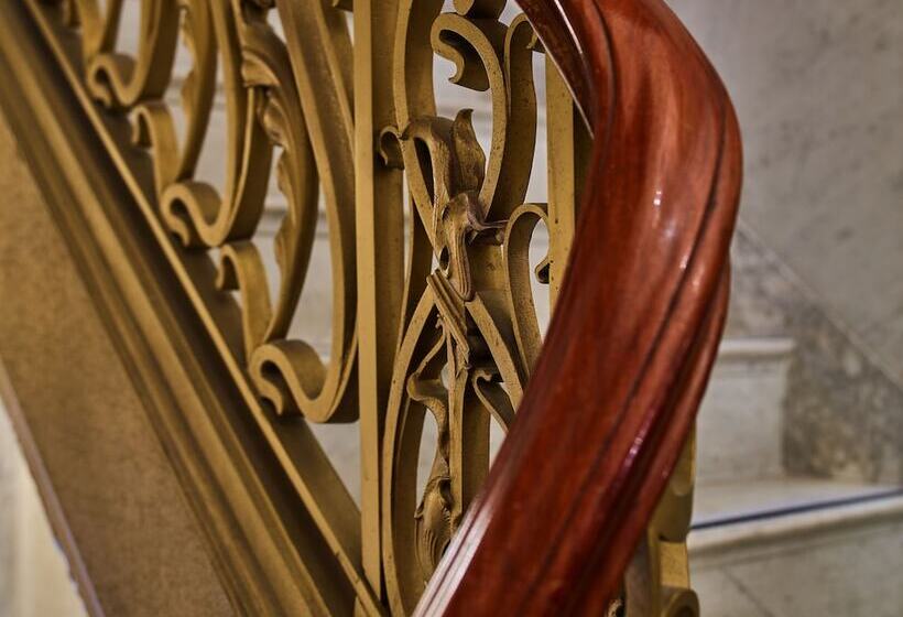 酒店 5th & 55th Residence Club