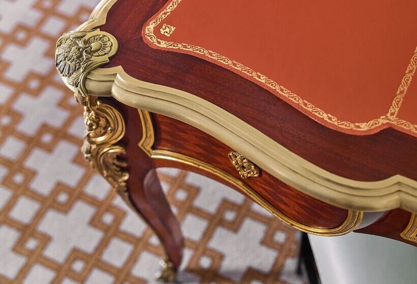 酒店 5th & 55th Residence Club