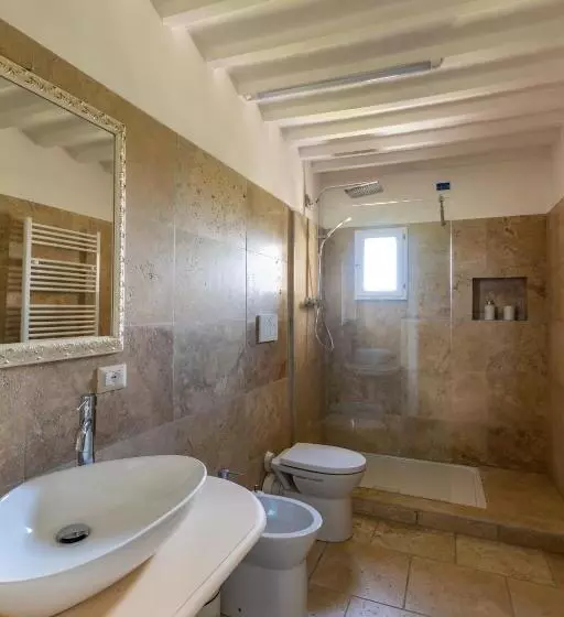 ホテル Agriturismo Percenna