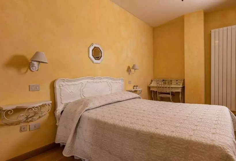 ホテル Agriturismo Percenna