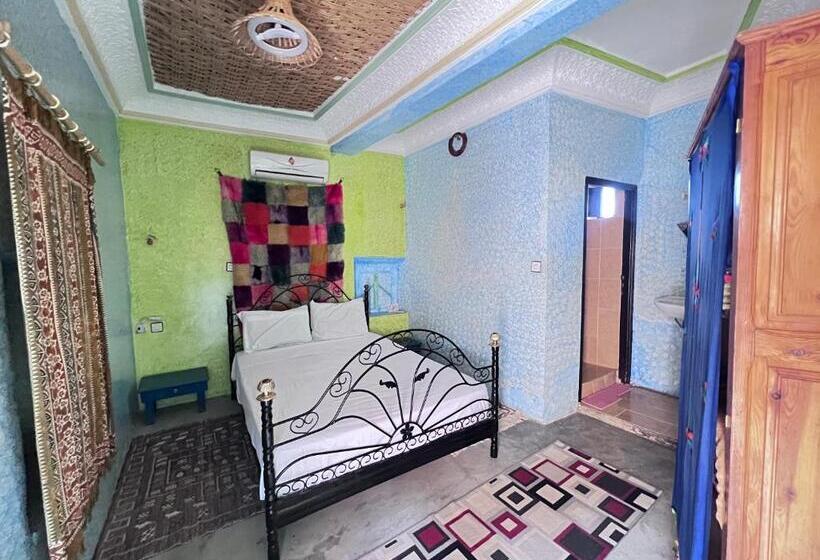 پانسیون La Maison Traditionnelle Hôtel Et Guesthouse