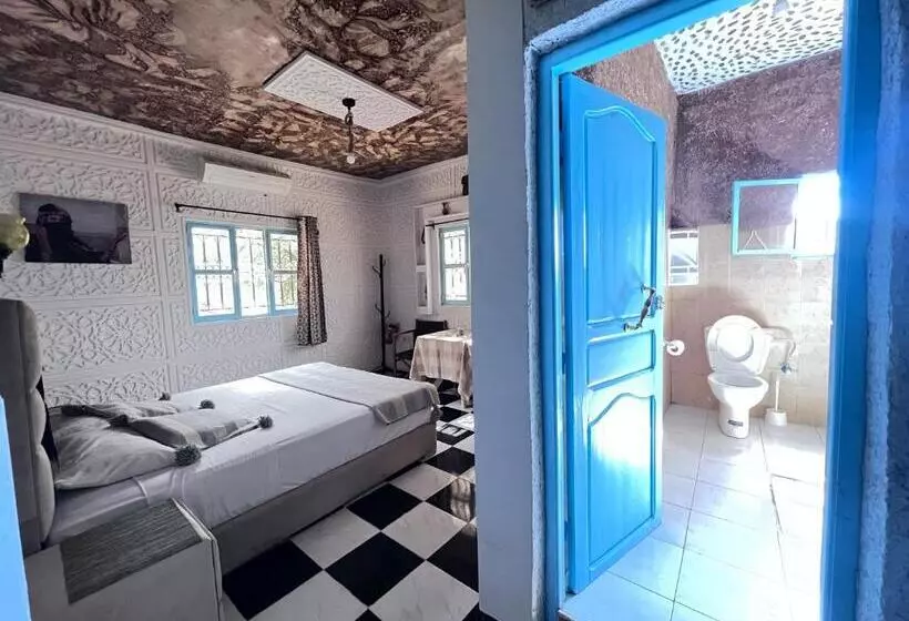 ペンション La Maison Traditionnelle Hôtel Et Guesthouse