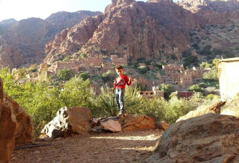 پانسیون La Maison Traditionnelle Hôtel Et Guesthouse