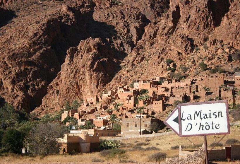 پانسیون La Maison Traditionnelle Hôtel Et Guesthouse