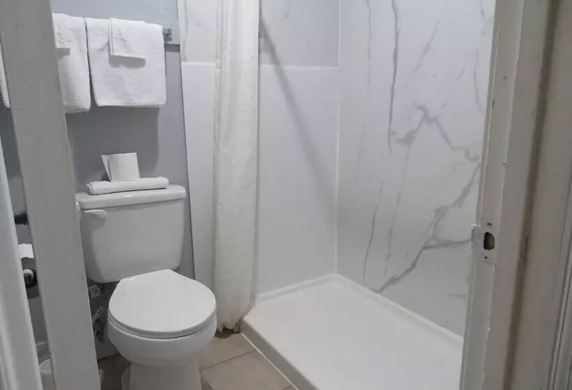 Отель Travel Inn Beaumont