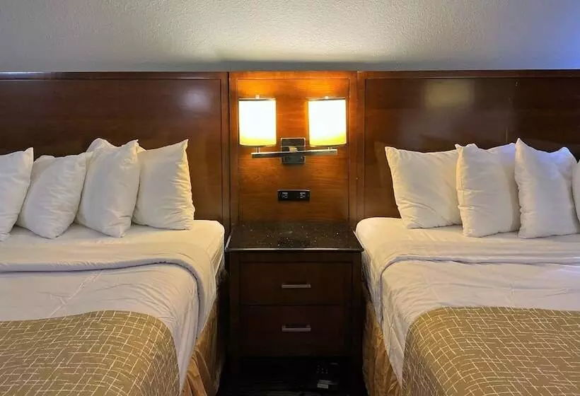 호텔 Travelodge By Wyndham Bloomington