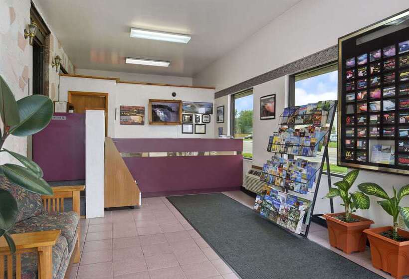 فندق Travelodge By Wyndham Niagara Falls   New York