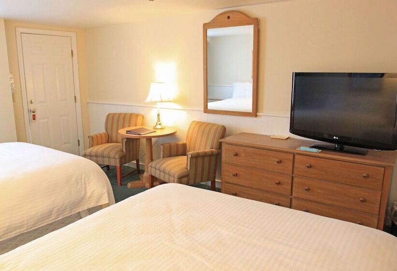 فندق Tugboat Inn