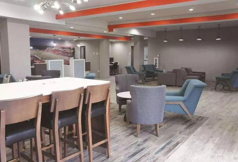 モーテル La Quinta By Wyndham Pittsburg