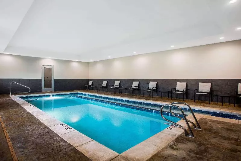 モーテル La Quinta By Wyndham Pittsburg