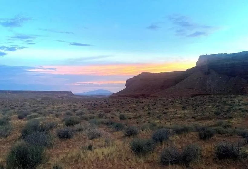 Курорт Ticaboo Lodge