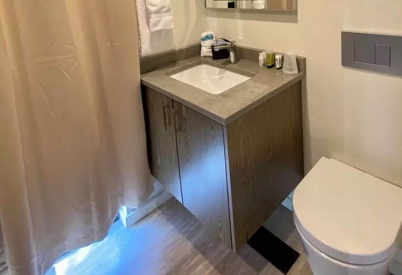 Курорт Ticaboo Lodge