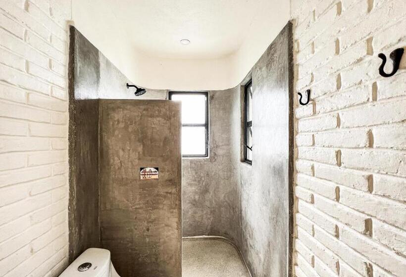 فندق Punta Mita Surf Lodge