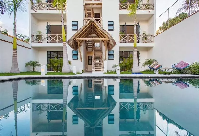 ホテル Punta Mita Surf Lodge