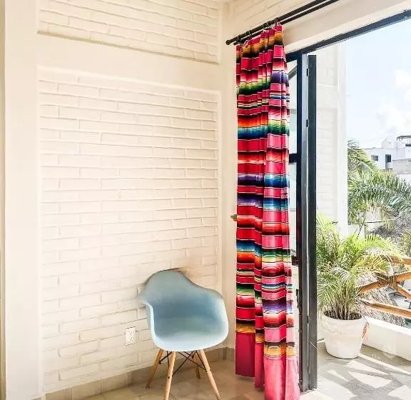 ホテル Punta Mita Surf Lodge