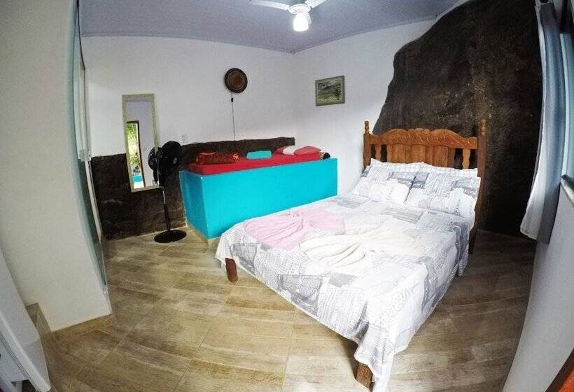 پانسیون Suites Cantinho Da Pedra