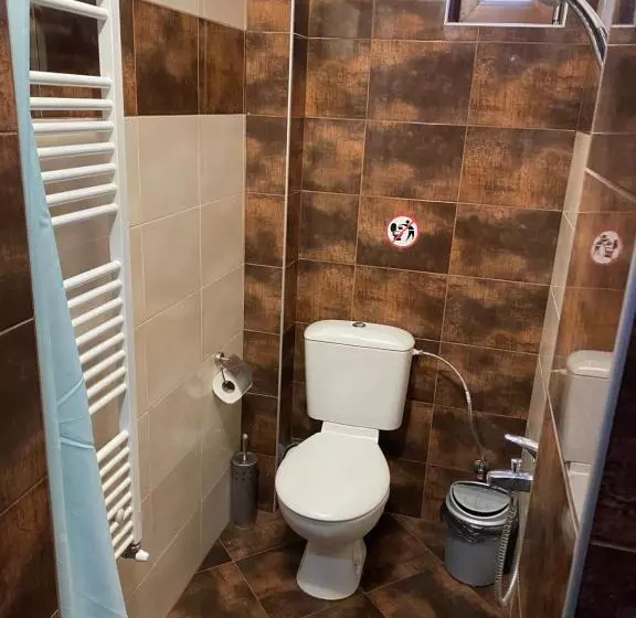 ペンション Kot Garden Guest House