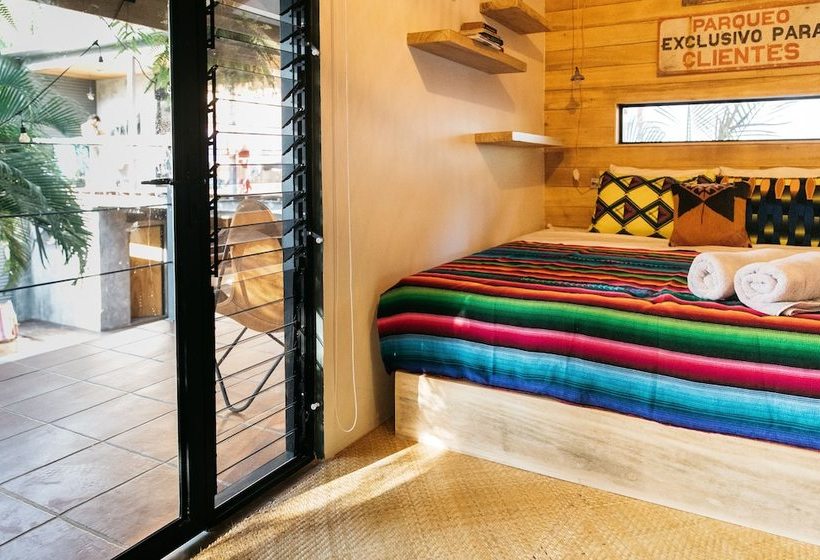 فندق صغير Somos