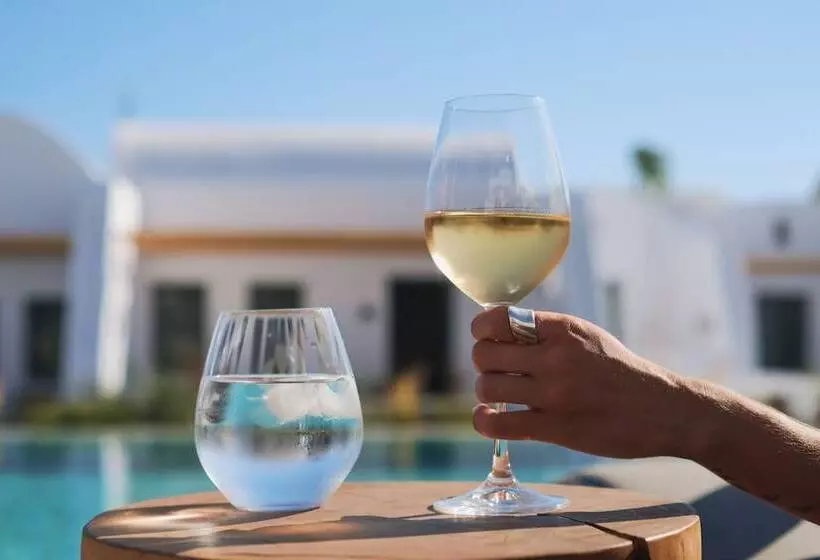 Alleys All Suite Hotel & Spa