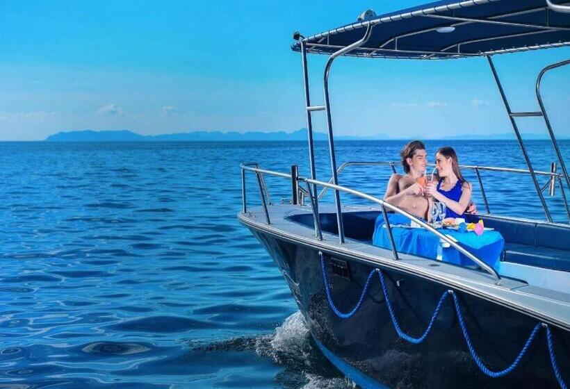 Hotel Anilao Awari Bay Resort