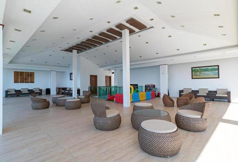 Hotel Anilao Awari Bay Resort