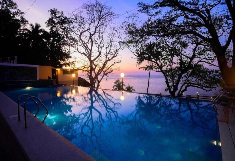 Hotel Anilao Awari Bay Resort