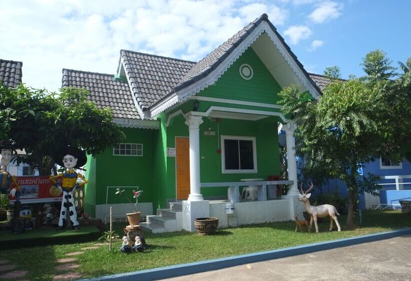 בית מלון כפרי Baan Chom Chan Resort