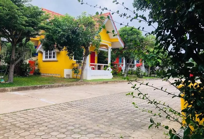 ホテル Baan Chom Chan Resort
