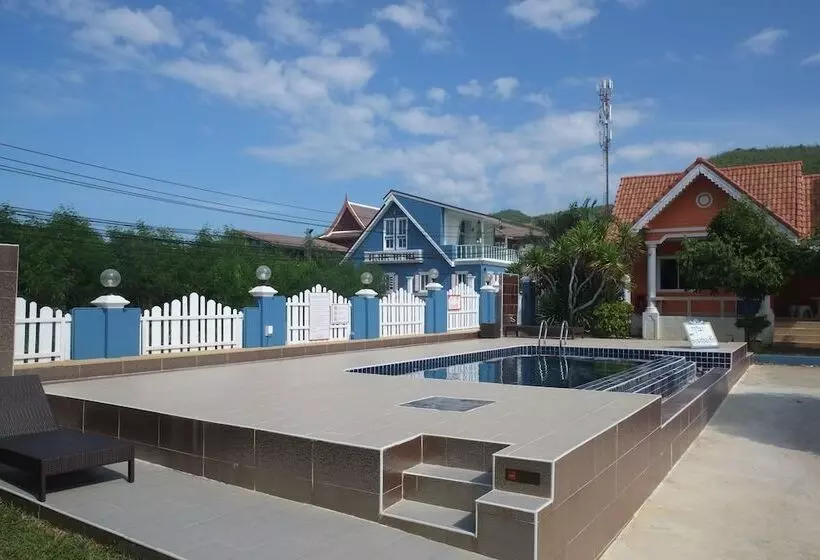 ホテル Baan Chom Chan Resort