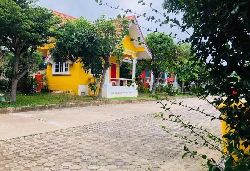 ホテル Baan Chom Chan Resort